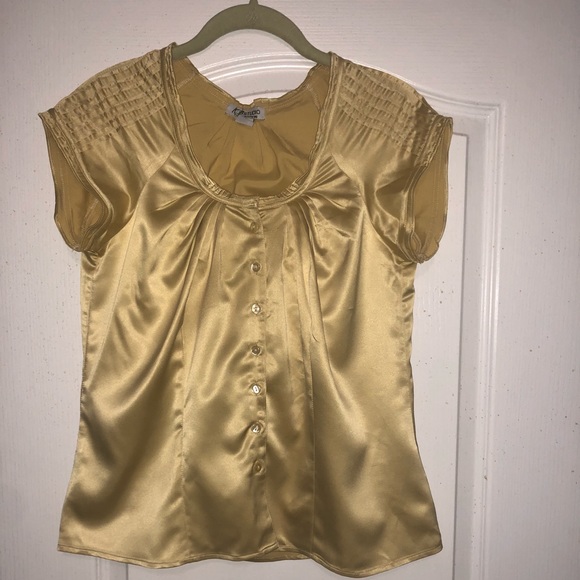 KB Studio Collection Top - Picture 3 of 6